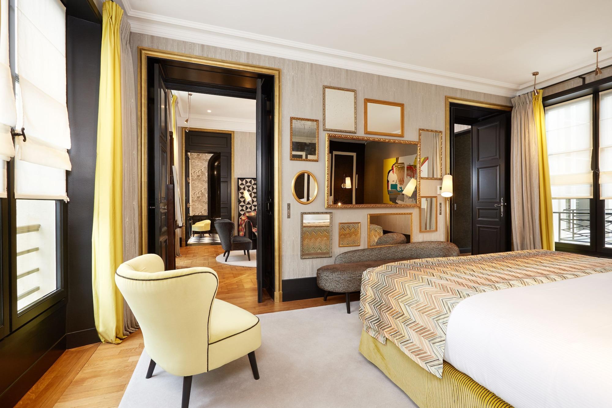 Le Pavillon De La Reine & 5*