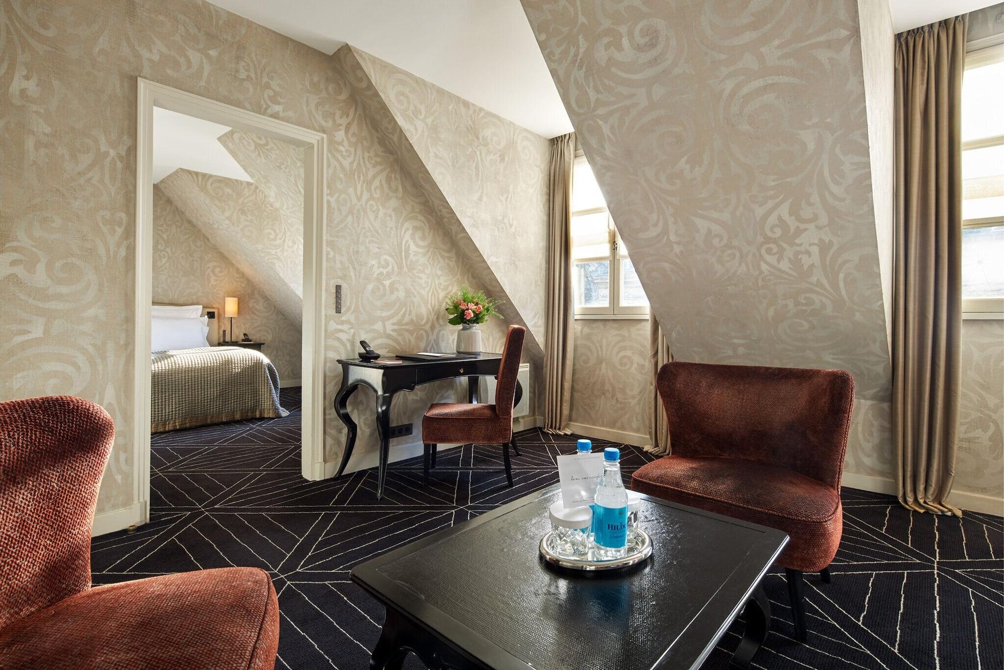 Le Pavillon De La Reine & 5* Paris