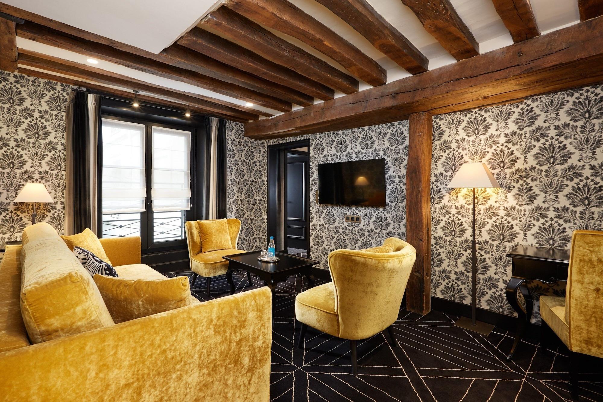 Le Pavillon De La Reine & 5* Paris