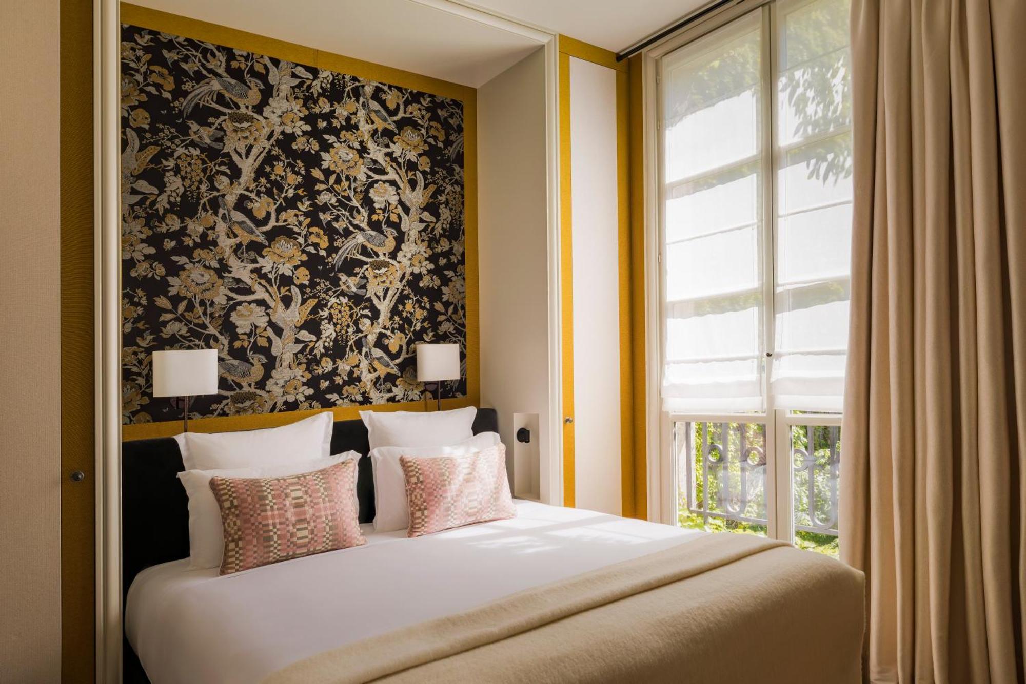 Le Pavillon De La Reine & Hotel 5*