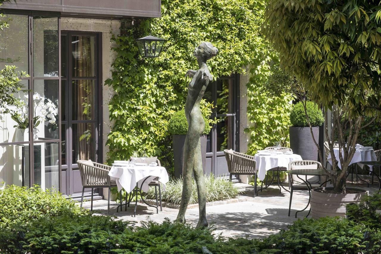 Le Pavillon De La Reine & Hotel